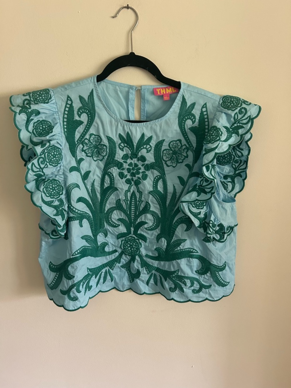THML Aqua Embroidered Flutter Sleeve Top in ladies L - Picture 6 of 10